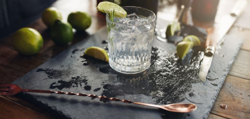 Popularni Gin tonic koktel