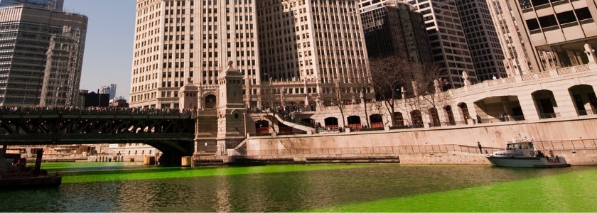 Svake godine se u Chicago rijeka oboji u zelenu boju kako bi se proslavio Dan svetog Patrika.