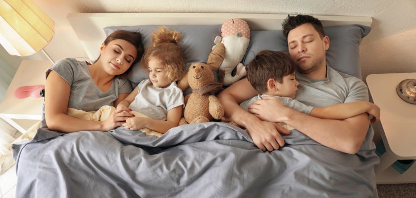 Kako odabrati pravo vrijeme za odvajanje djeteta od roditeljskog kreveta