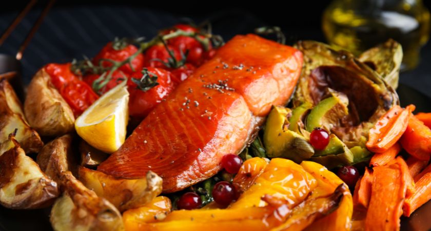 Kratka priprema pečenog lososa i krumpira