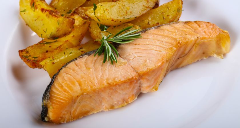 Losos u pećnici s krumpirom -