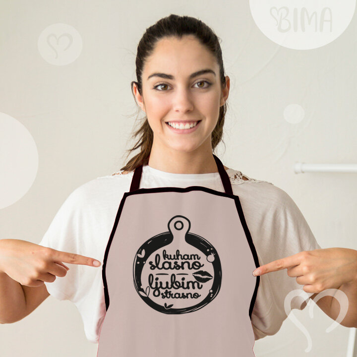 PREGAČA SA ŠALJIVIM NATPISOM Kuham slasno, ljubim strasno
