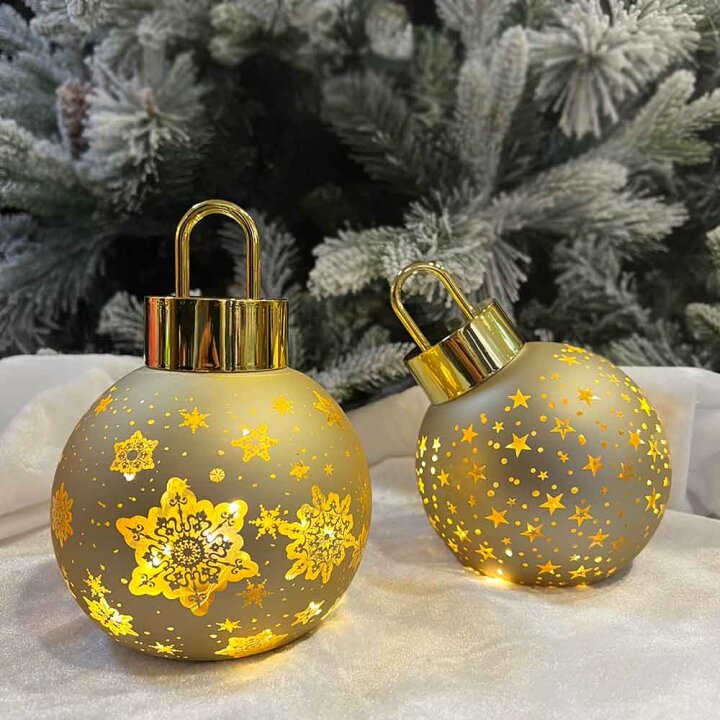 DEKORACIJA BOŽIĆNA KUGLA STAKLENA ZLATNA S LED SVJETLOM 12 cm - SORT