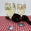 ČAŠA ZA VINO S TISKOM 370 ml sort boje