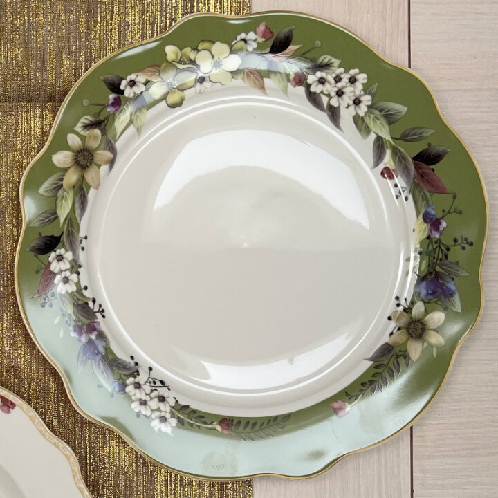 SERVIS ZA JELO 18 DIJELNI NEW BONE FLORA LUX DEKORIRANI - VALOVITI RUB