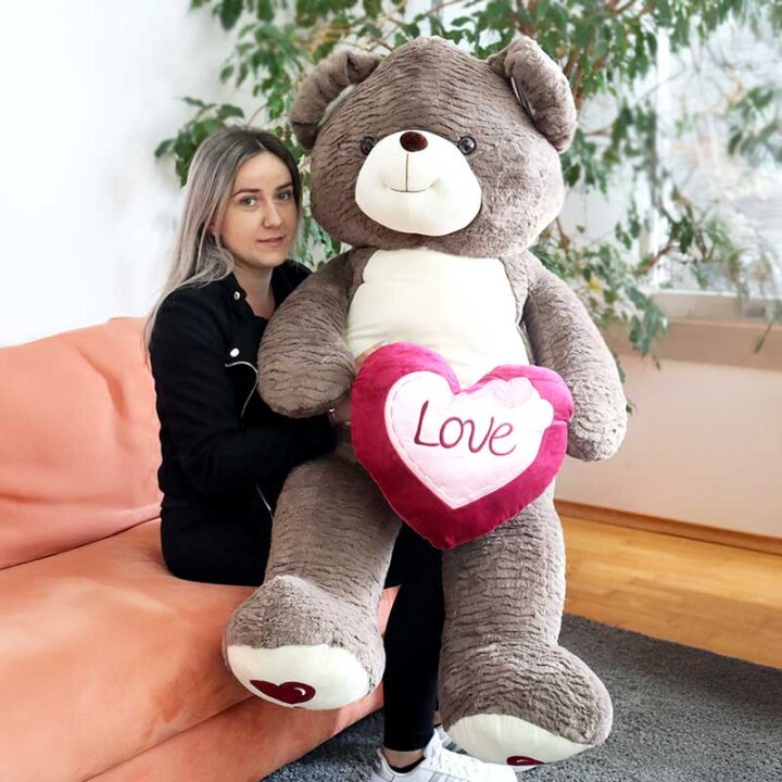 MEDO PLIŠANI SMEĐI SA SRCEM LOVE 80 cm